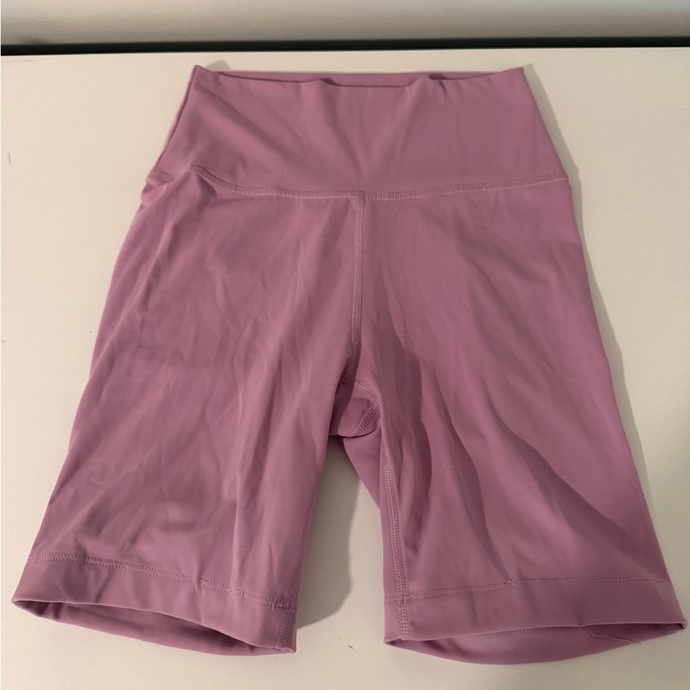 Outdoor Voices Flow 7” Biker Short